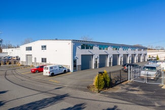 Plus de détails pour 586 Pleasant St, Watertown, MA - Flex à vendre