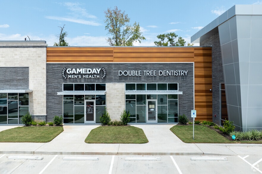 10110 Research Forest Dr, The Woodlands, TX for lease - Building Photo - Image 3 of 4