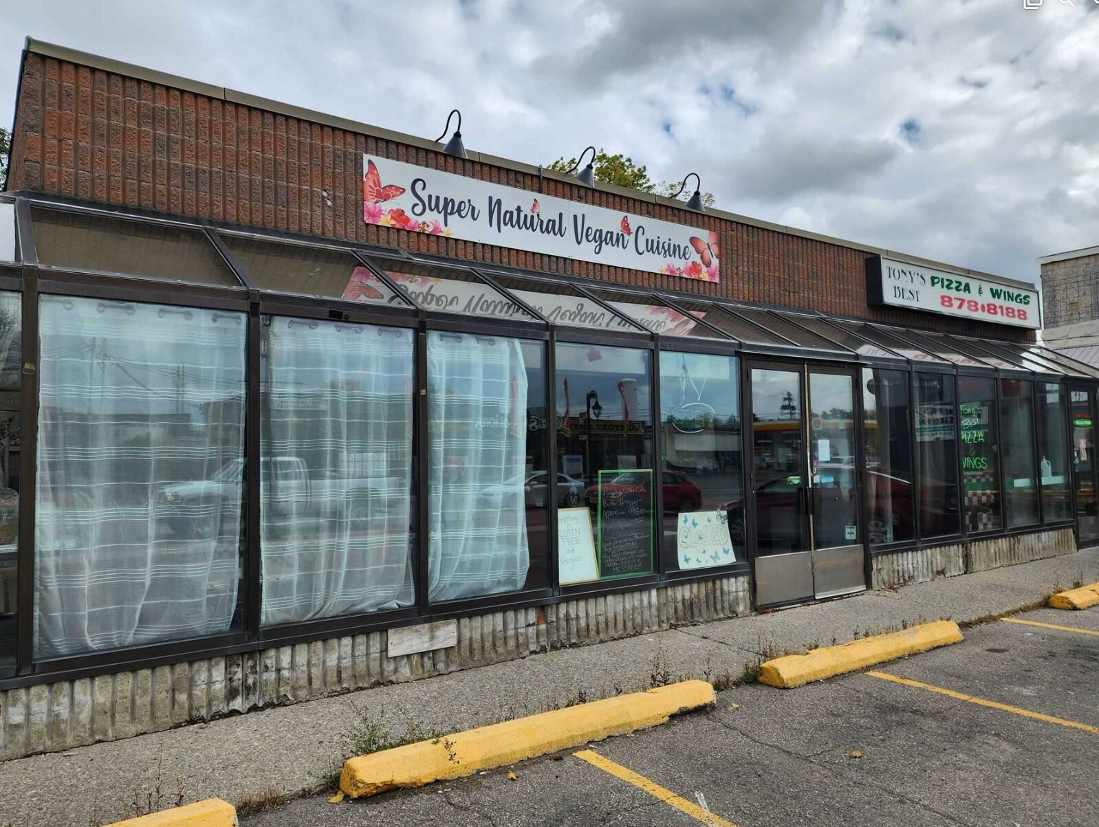 22 Lindsay St S, Kawartha Lakes, ON à vendre Photo principale- Image 1 de 1