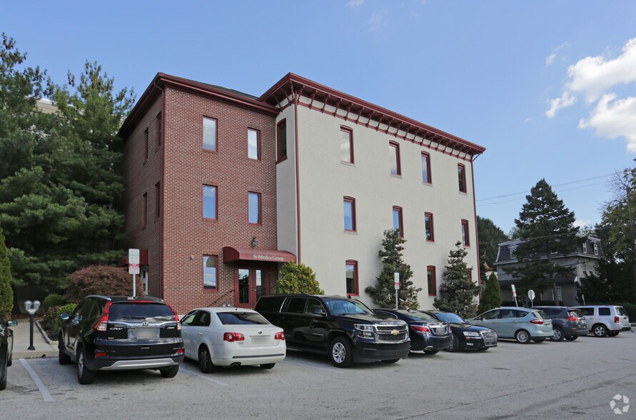 20 E 2nd Ave, Conshohocken, PA à vendre - Photo du bâtiment - Image 3 de 17