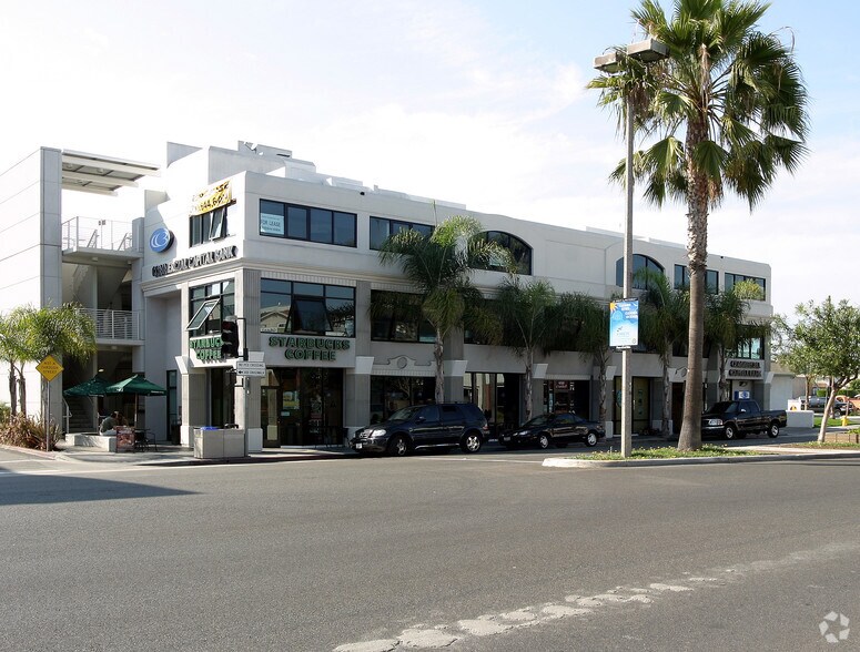 1301-1311 Hermosa Ave, Hermosa Beach, CA à louer - Photo du bâtiment - Image 3 de 4