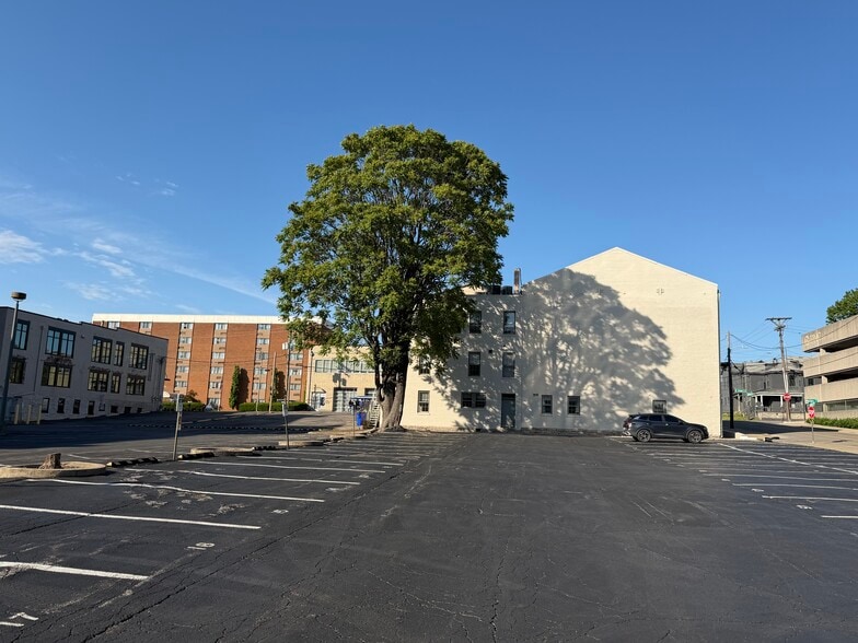 266 E Short St, Lexington, KY for sale - Building Photo - Image 3 of 4