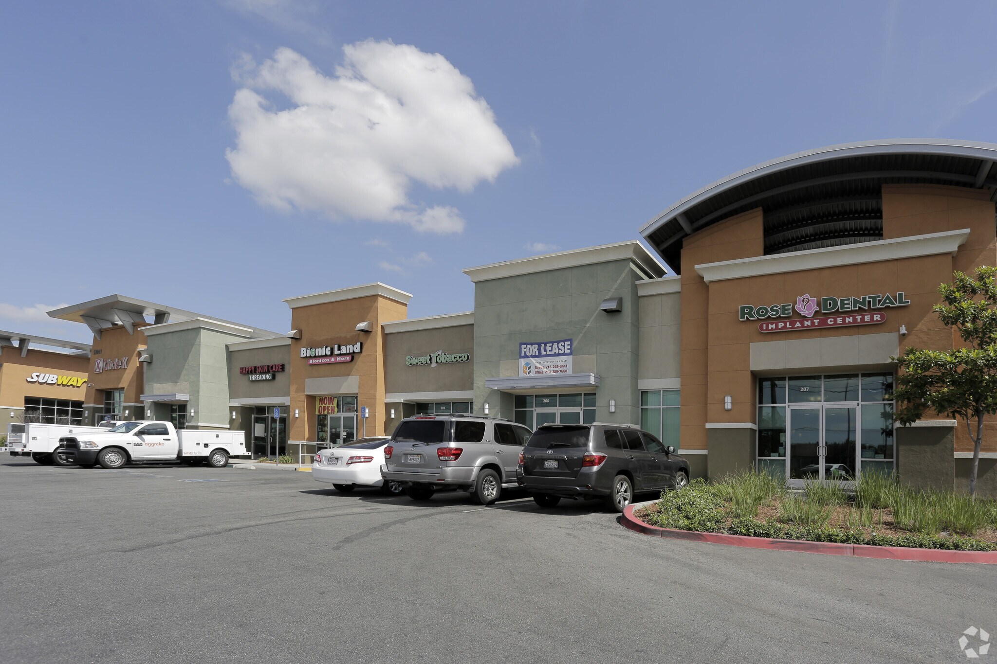 Shoemaker Ave, Norwalk, CA à louer Photo principale- Image 1 de 12