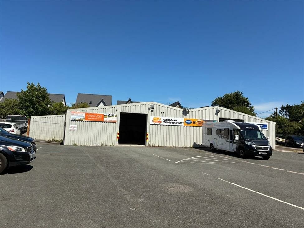 8 Laurel Ct, Bridgend for lease Building Photo- Image 1 of 1