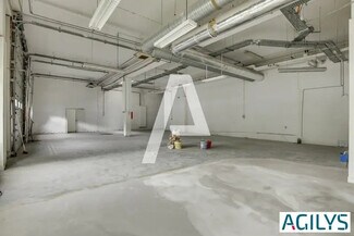 Plus de détails pour 3 Rue Jacques Rueff, Antony - Bureau, Local d'activités à louer