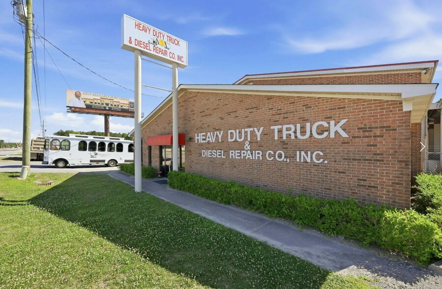 2705 US 70 Hwy E, New Bern, NC à vendre - Photo du bâtiment - Image 2 de 12