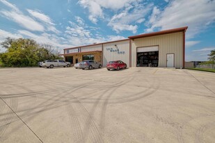 2520 Hunter Rd, San Marcos TX - Warehouse