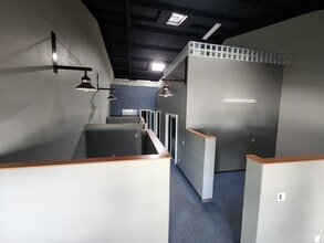 909 Kapahulu Ave, Honolulu, HI for lease Interior Photo- Image 2 of 6