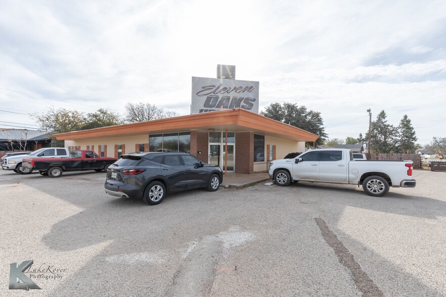 1109 Oak St, Abilene, TX for sale - Building Photo - Image 3 of 23