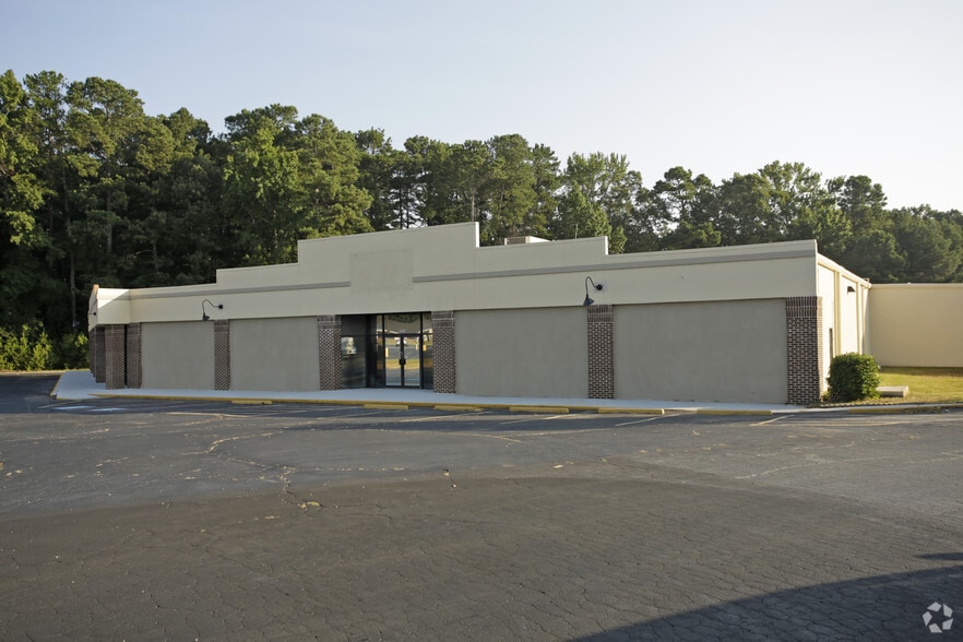 2410 Wisteria Dr, Snellville, GA for lease - Building Photo - Image 1 of 8