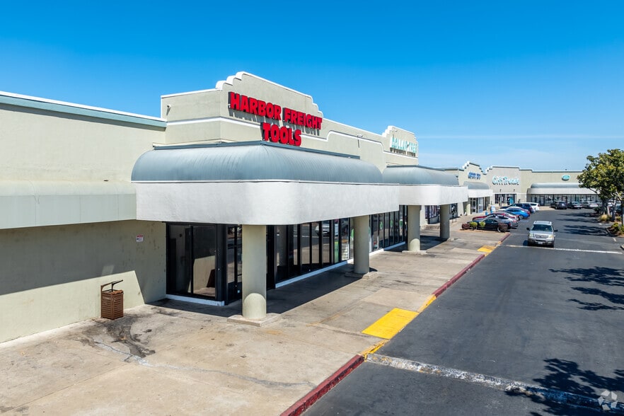 5051 Fruitridge Rd, Sacramento, CA for sale - Building Photo - Image 2 of 5