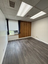 801 S Adams Rd, Birmingham, MI for lease Interior Photo- Image 2 of 2