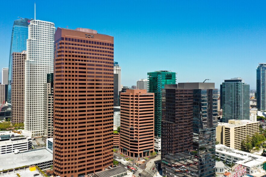 888 S Figueroa St, Los Angeles, CA à louer - Aérien - Image 2 de 43