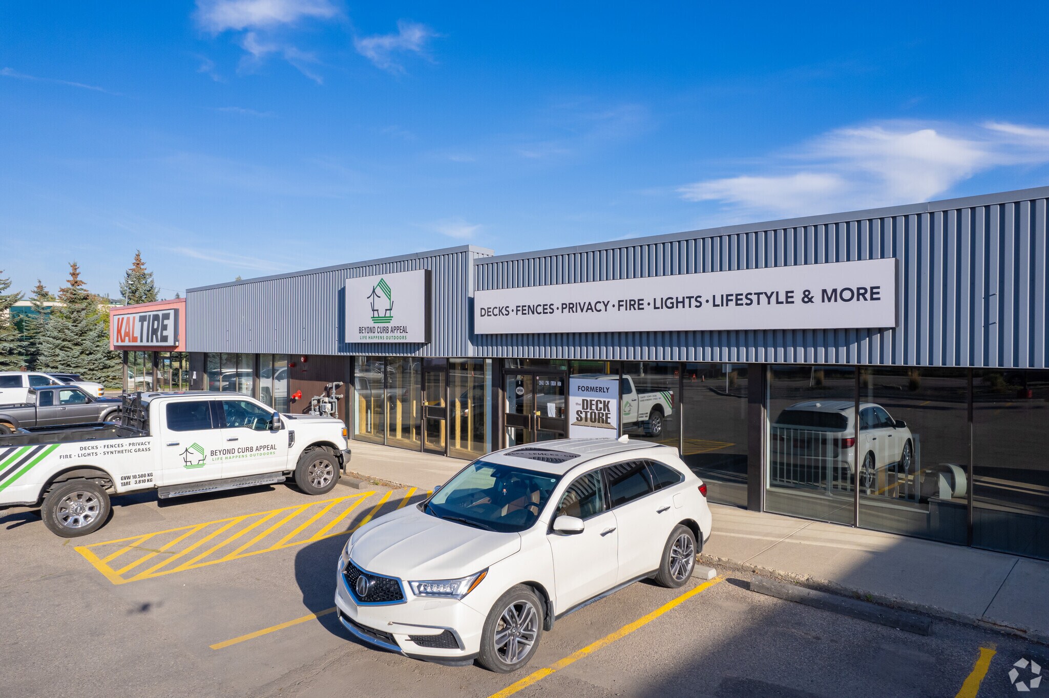 404 42nd Ave SE, Calgary, AB for sale Primary Photo- Image 1 of 1