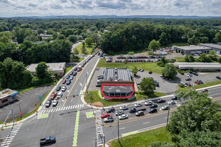 8 N King St, Northampton, MA for lease - Building Photo - Image 2 of 6