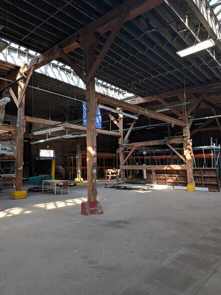 1740 W Webster Ave, Chicago, IL à louer - Photo du bâtiment - Image 3 de 20