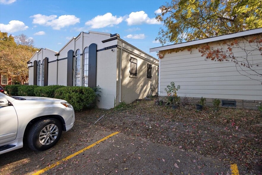 908 Cherry St, Vicksburg, MS à vendre - Photo du bâtiment - Image 2 de 20