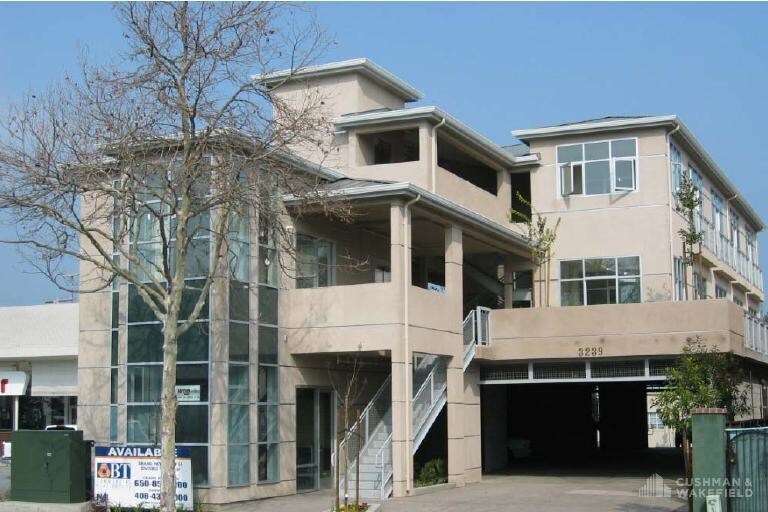 3239 El Camino Real, Palo Alto, CA à louer - Photo du bâtiment - Image 2 de 14