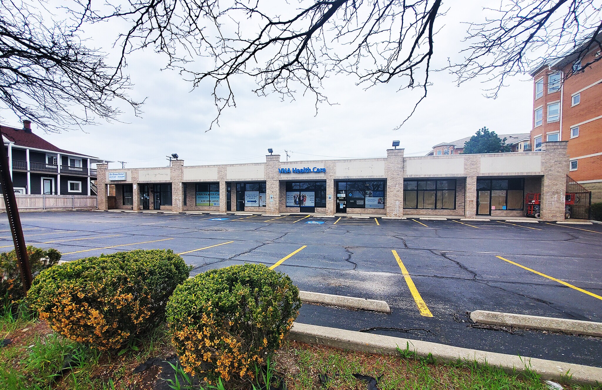 18-30 N York Rd, Bensenville, IL à vendre Photo du bâtiment- Image 1 de 1