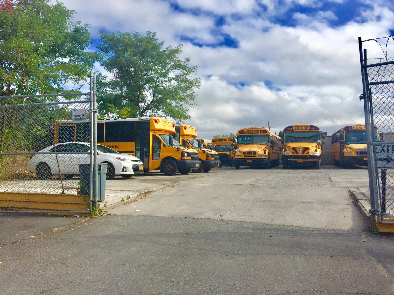 2351 Hollers Ave, Bronx, NY for lease Primary Photo- Image 1 of 4