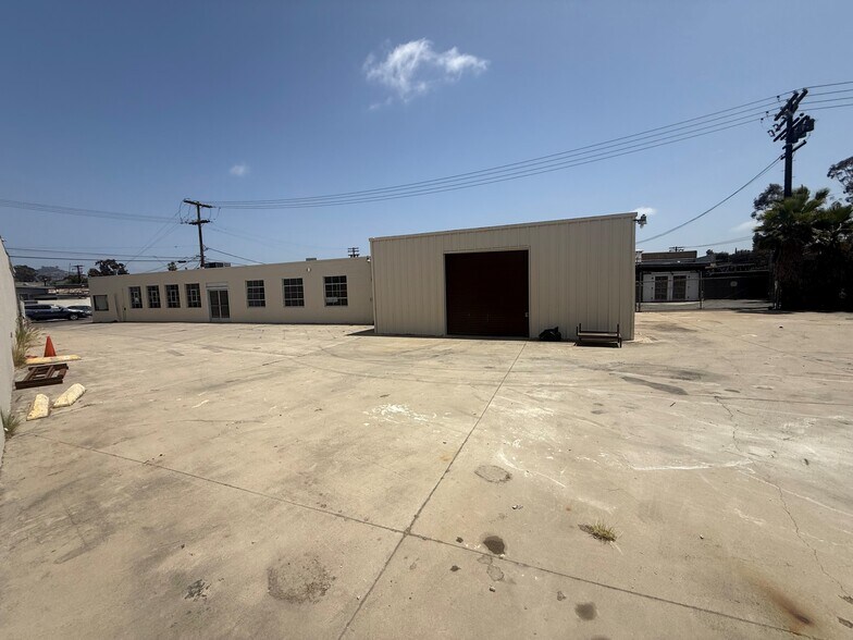 8110 Commercial St, La Mesa, CA à louer - Photo du bâtiment - Image 1 de 8