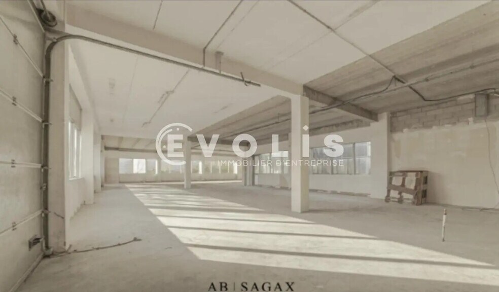 Bureau dans Les Ulis à louer - Photo du bâtiment - Image 3 de 5