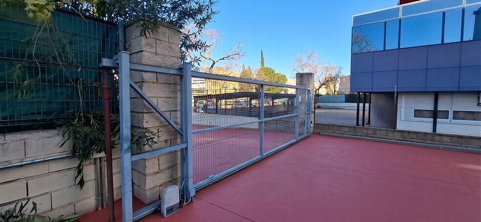 Calle Ecuador, 14, Torrejón de Ardoz, Madrid à louer - Photo du bâtiment - Image 3 de 52
