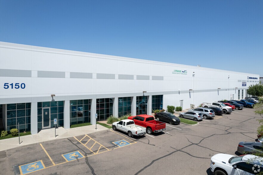 5150 S 48th St, Phoenix, AZ à louer - Photo principale - Image 1 de 6