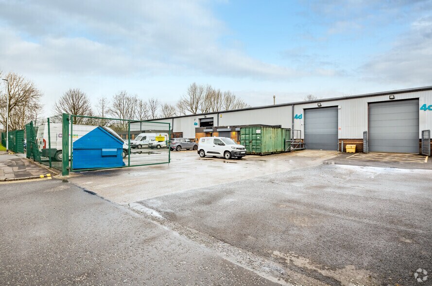 Gorrells Way, Rochdale for lease - Building Photo - Image 2 of 3