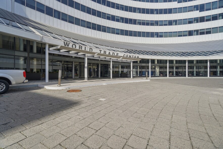 101 W Main St, Norfolk, VA for lease - Building Photo - Image 3 of 21