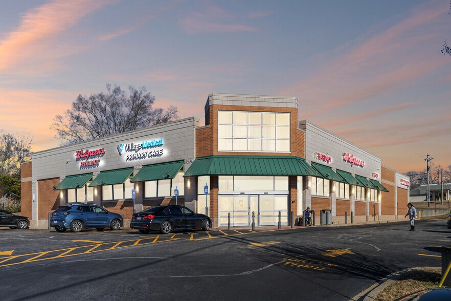 1602 N Expressway, Griffin, GA à vendre - Photo du bâtiment - Image 2 de 4