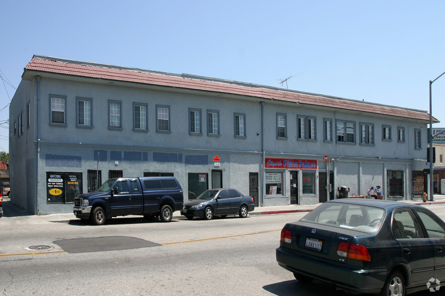 2001-2005 E 7th St, Long Beach, CA à vendre - Photo principale - Image 1 de 1