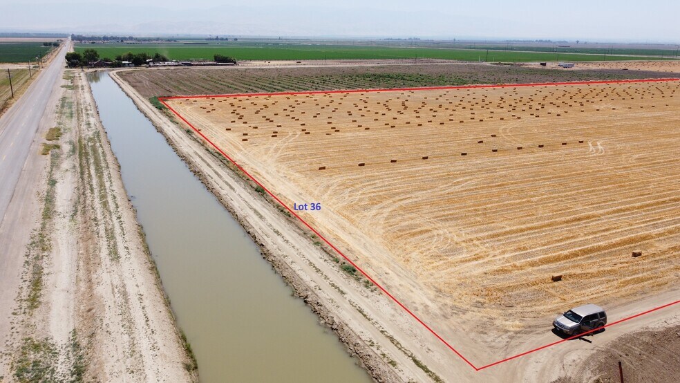 17712 Adobe Rd, Bakersfield, CA à vendre - Aérien - Image 3 de 5