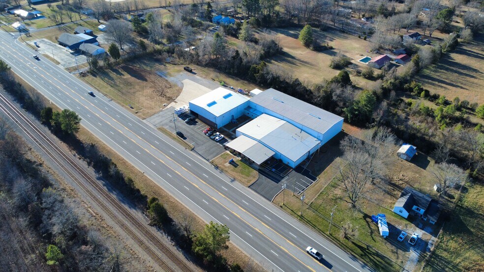3016 Highway 41 S, Springfield, TN à vendre - Photo du bâtiment - Image 2 de 11