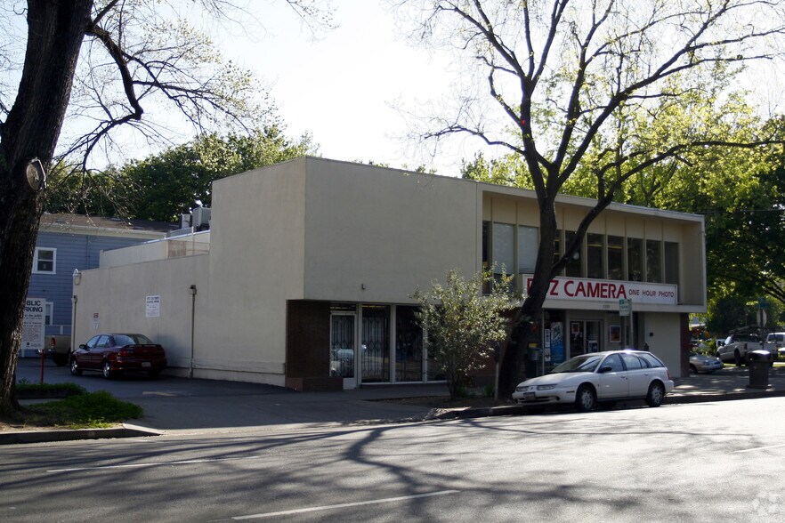 1009 22nd St, Sacramento, CA à louer - Photo du bâtiment - Image 2 de 5