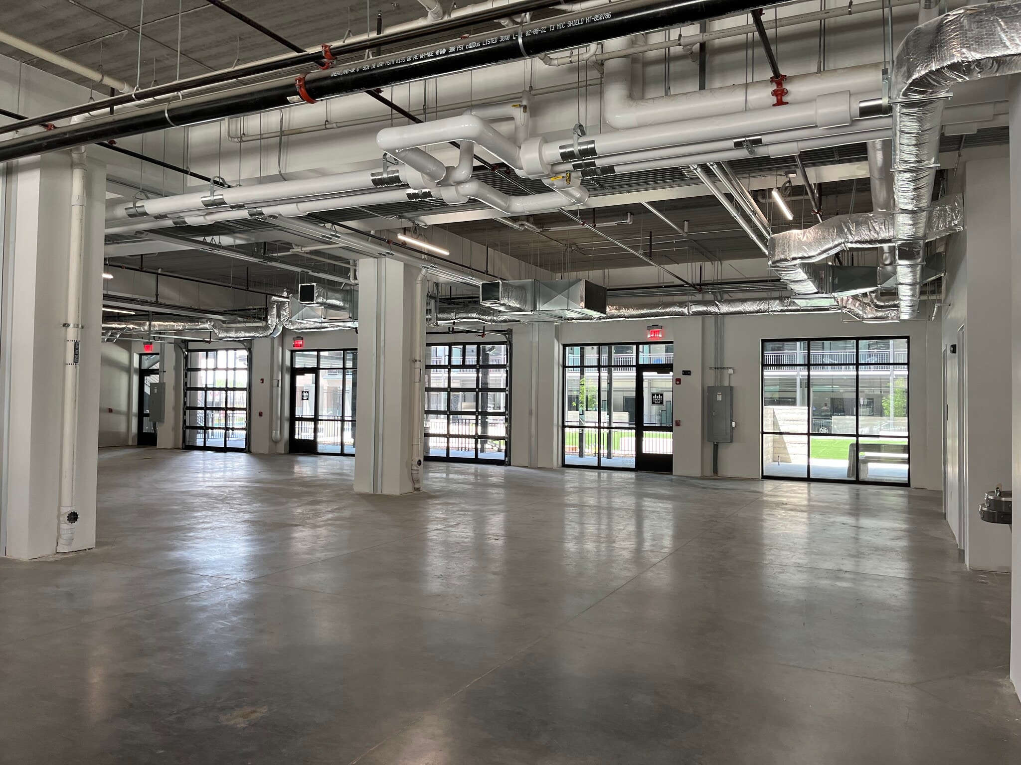 109 S Canopy St, Lincoln, NE for lease Interior Photo- Image 1 of 11