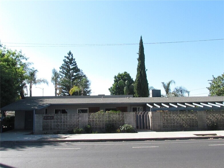 756 G St, Reedley, CA à vendre - Photo du bâtiment - Image 3 de 25