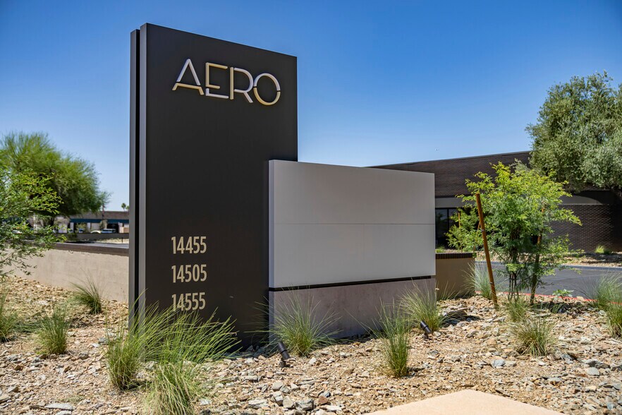 14505 N Hayden Rd, Scottsdale, AZ à louer - Photo du bâtiment - Image 2 de 5