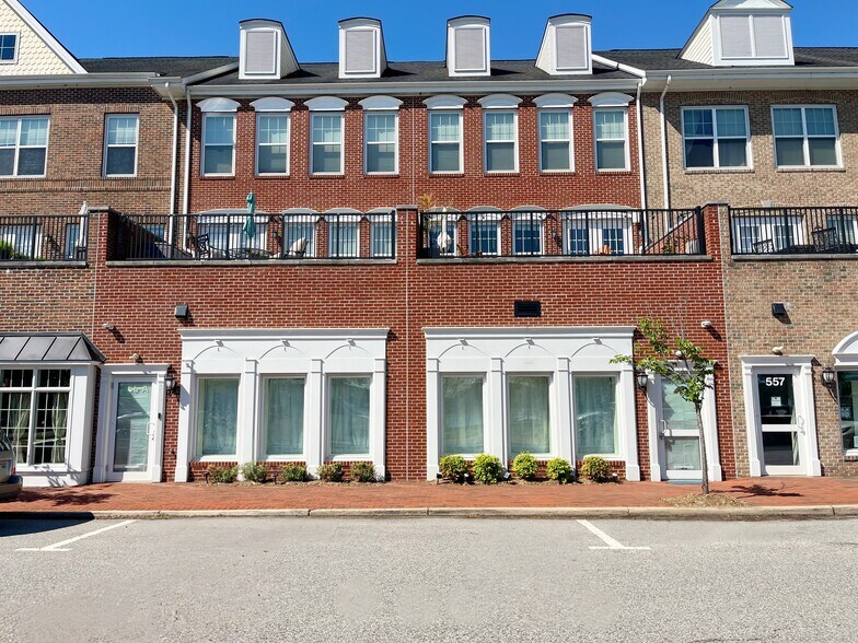 551-625 Harbor Side St, Woodbridge, VA à louer - Photo du bâtiment - Image 3 de 13