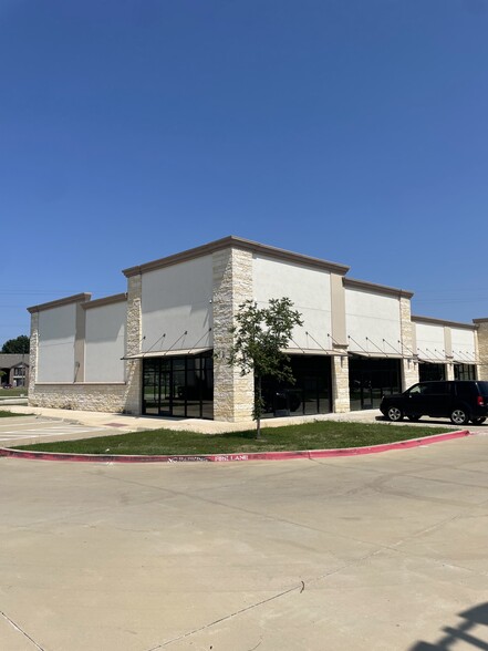429 E Interstate 30, Garland, TX for lease - Primary Photo - Image 1 of 3