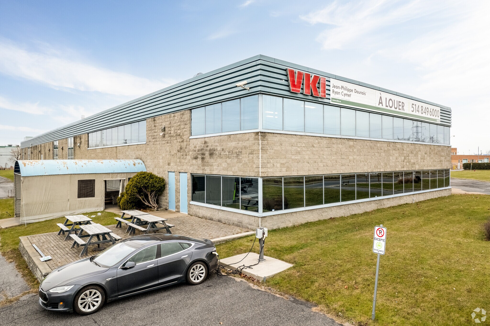 3200 Rue 2E, Longueuil, QC for sale Building Photo- Image 1 of 1