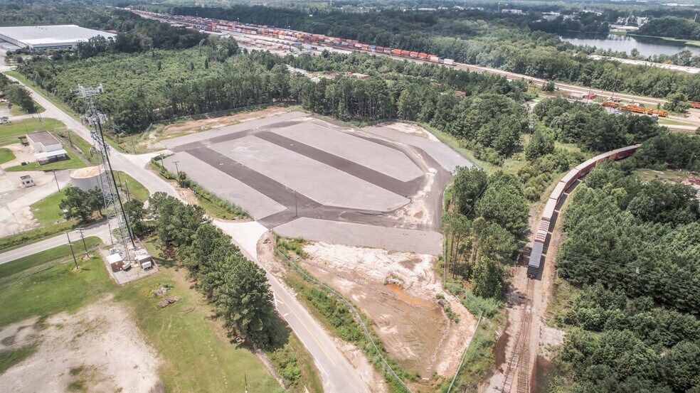 2351 Tremont Rd, Savannah, GA à louer - Photo du bâtiment - Image 3 de 7