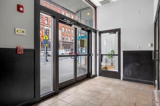 61 N Pearl St, Albany, NY à louer Photo intérieure- Image 1 de 21