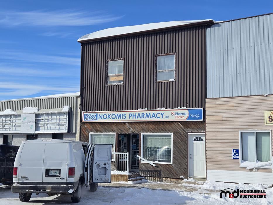 112 Main st, Nokomis, SK for sale Primary Photo- Image 1 of 16