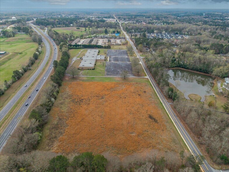 450 Carver Rd, Griffin, GA à vendre - Photo du bâtiment - Image 2 de 4