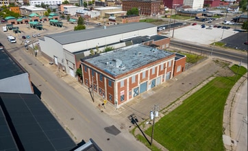 715 2nd St SE, Canton, OH à louer Photo du bâtiment- Image 1 de 4