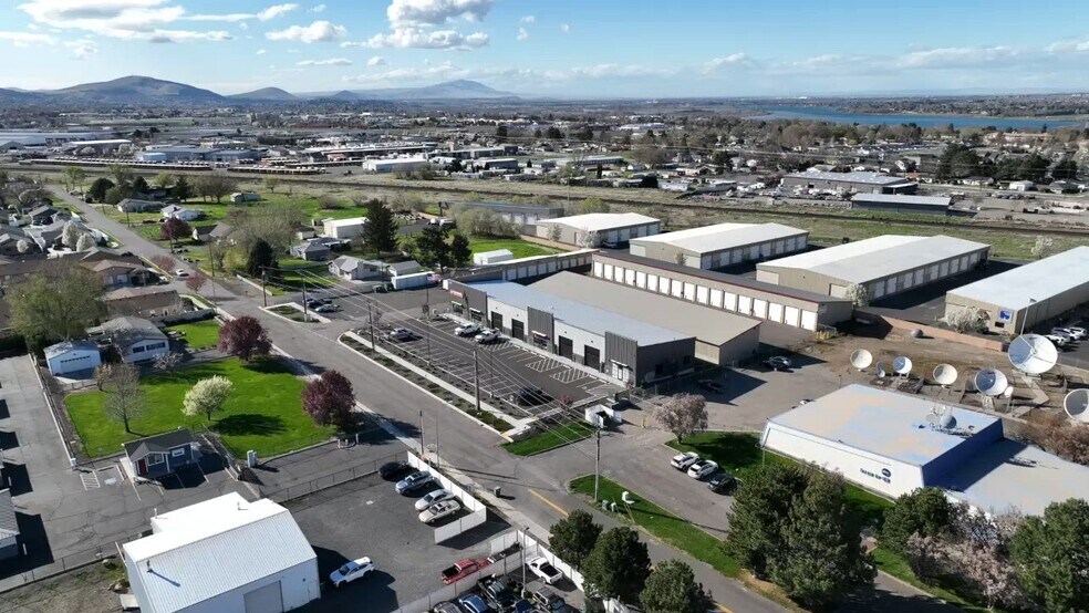 5418 W. Hood, Kennewick, WA for lease - Commercial Listing Video - Image 2 of 30