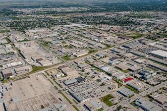 880-888 Bradford St, Winnipeg, MB - Aerial  map view