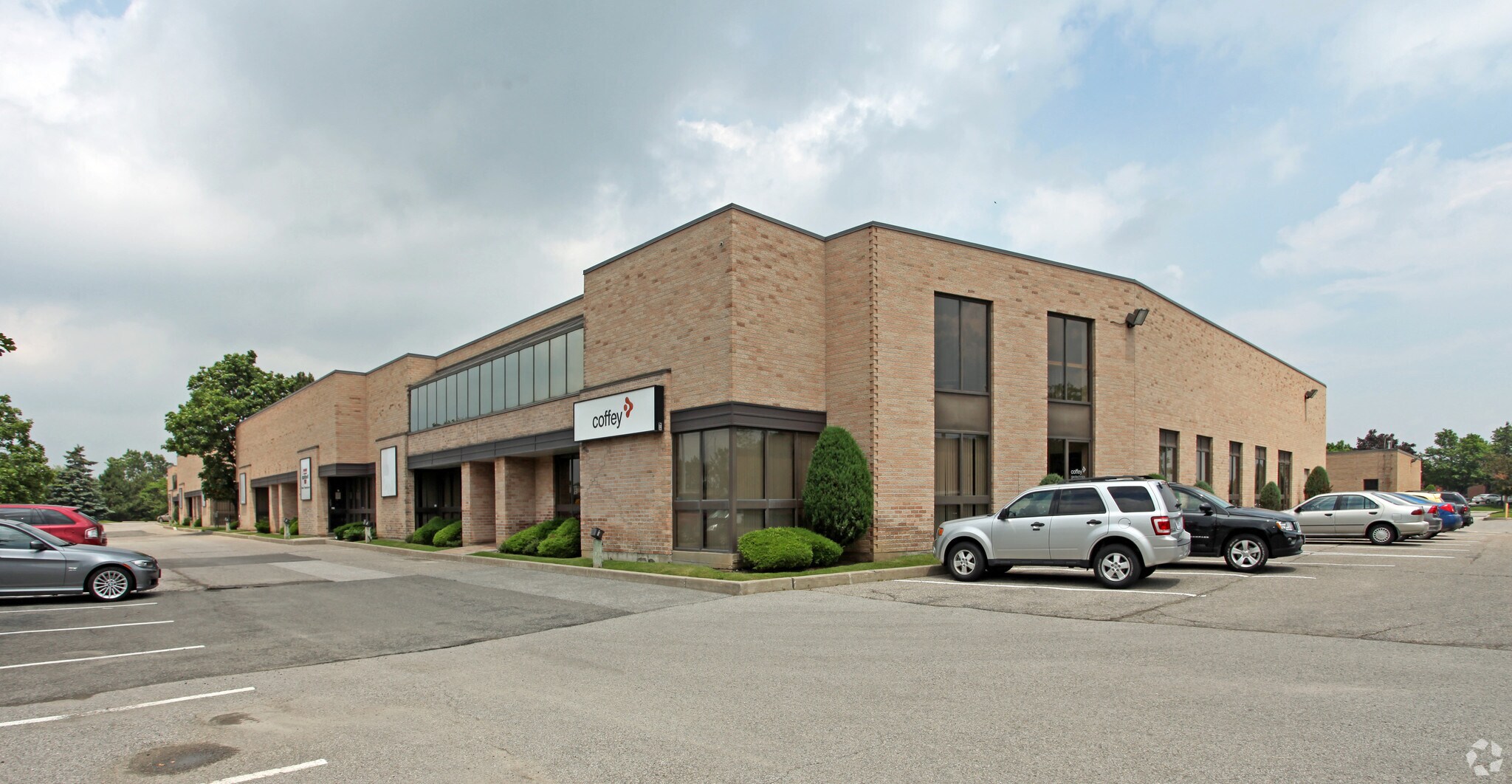 351 Steelcase Rd W, Markham, ON à vendre Photo principale- Image 1 de 1