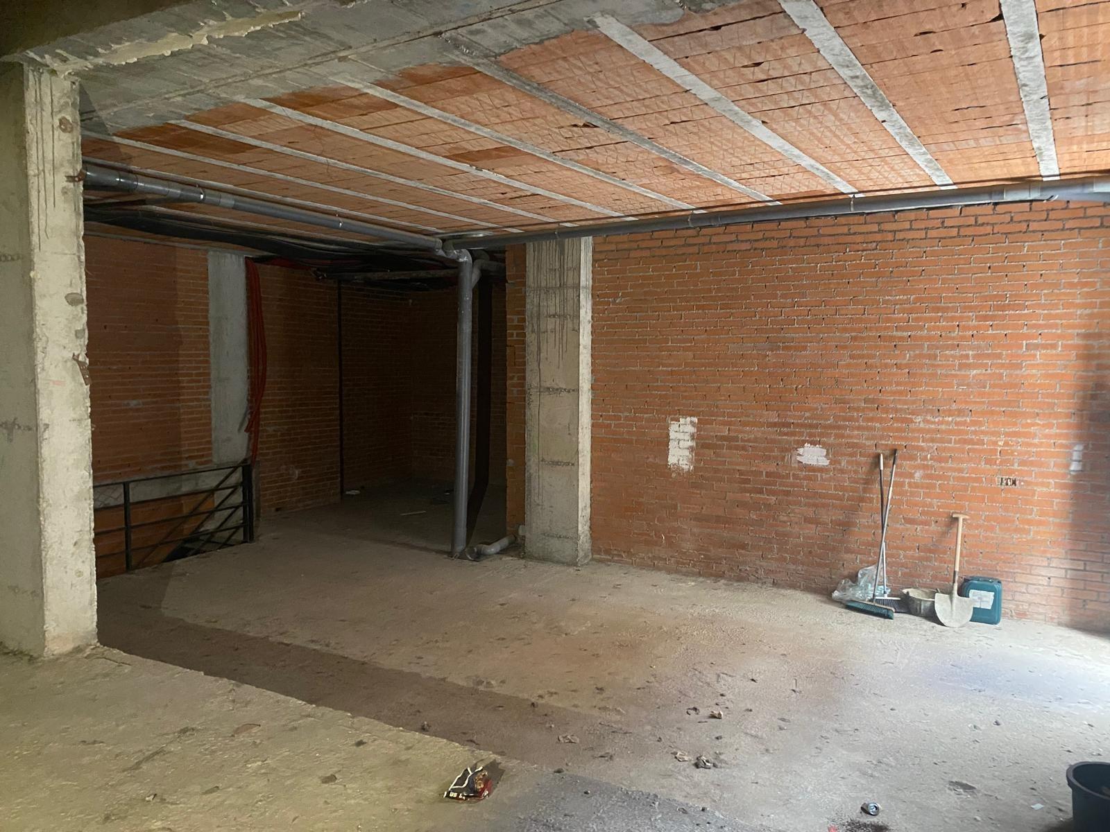 Retail in Guadalajara, Guadalajara for lease Interior Photo- Image 1 of 5